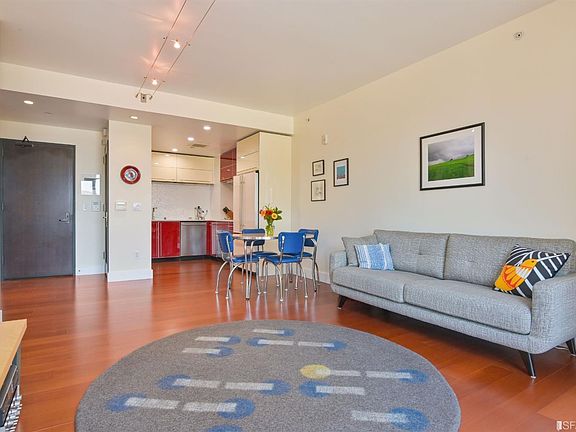 5th image of 1299 Bush St #704