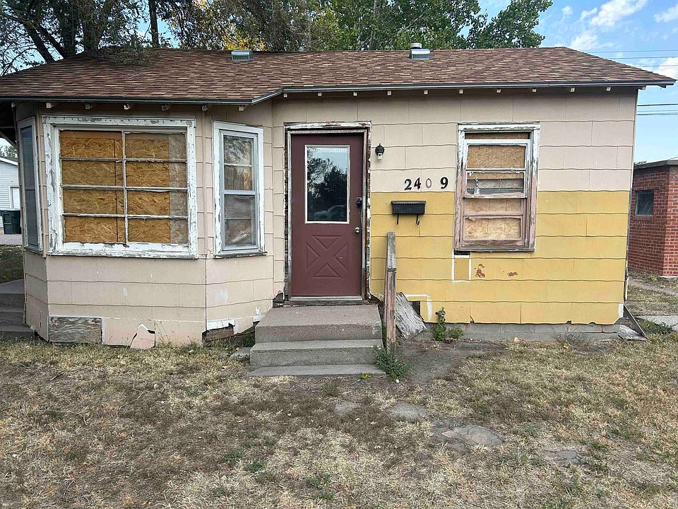 1st image of 2409 W 4th