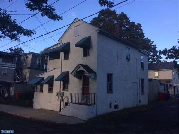 313 N York St, Pottstown, PA 19464