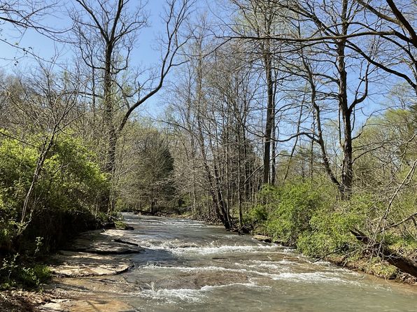 3712 Budds Creek Rd, Palmyra, TN 37142