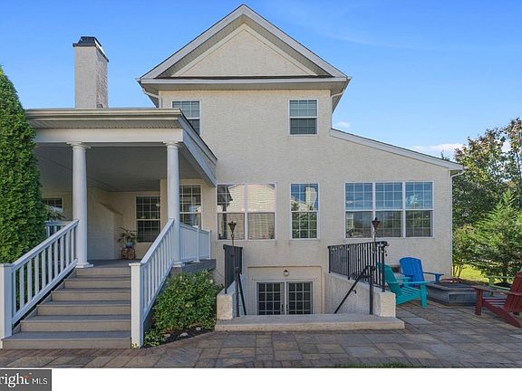 2nd image of 1 Sparrow Ct