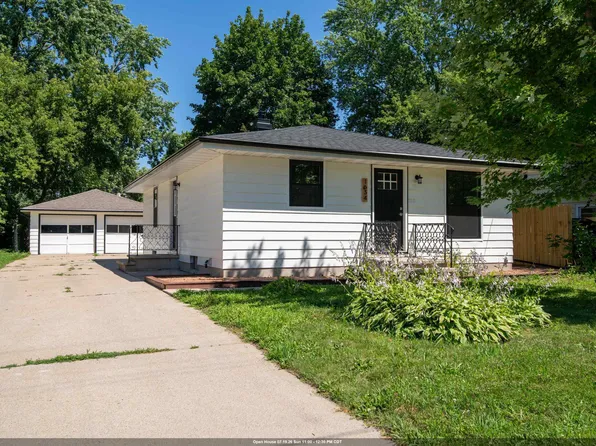 1634 Burdick St, Oshkosh, WI 54901