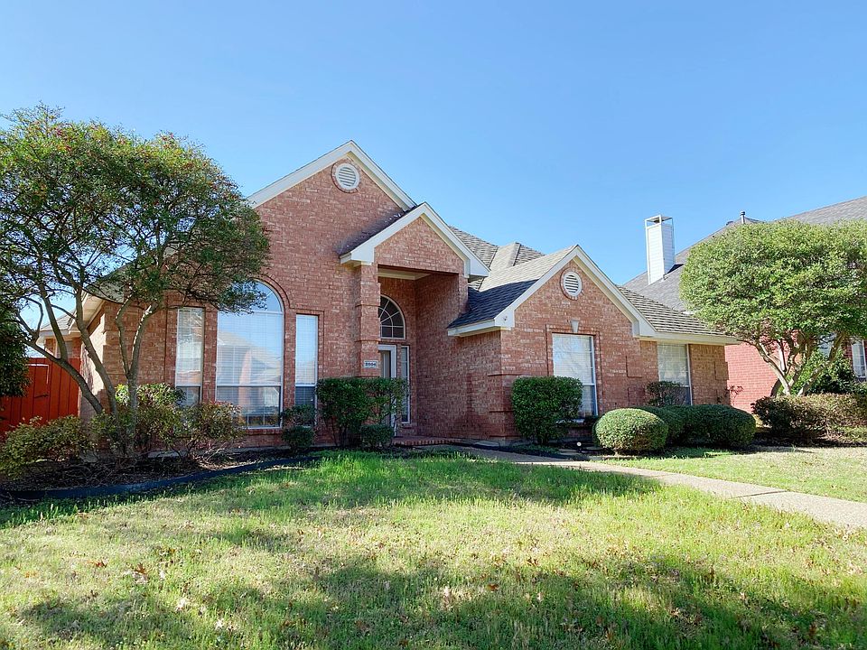 1st image of 2804 Barksdale Dr