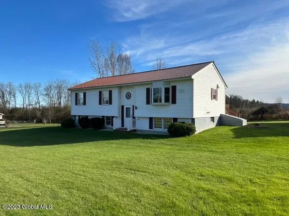 714 Tarbell Hill Road, Moriah, NY 12960