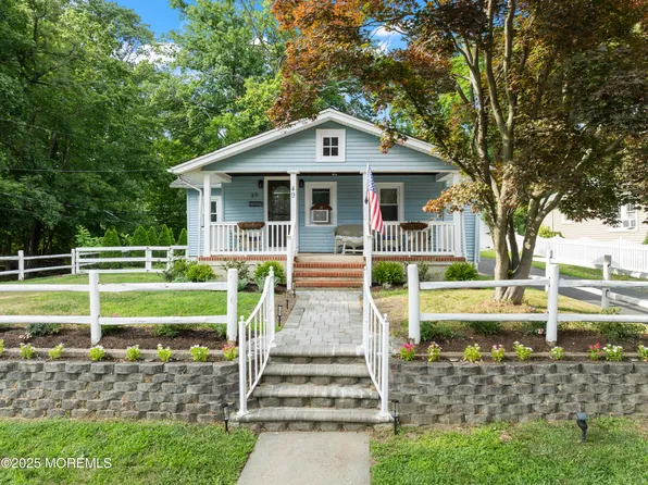 49 Highland Avenue, Leonardo, NJ 07737