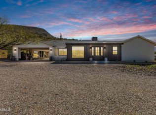 42811 N 21st Street, New River, AZ 85087