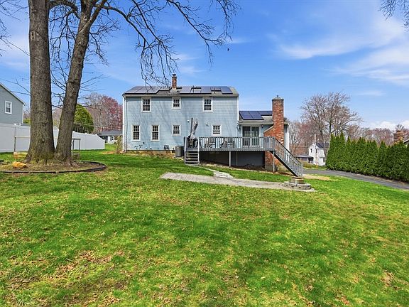 2nd image of 100 Beacon Hill Rd