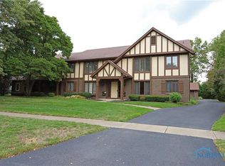 6530 Kingsbridge Dr APT B2, Sylvania, OH 43560