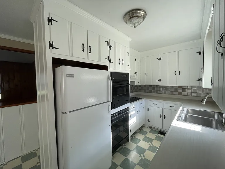 1807 Old Lascassas Rd — Photo 5