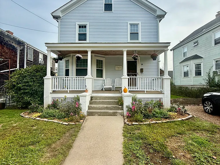 18 Bedlow Ave — Photo 1