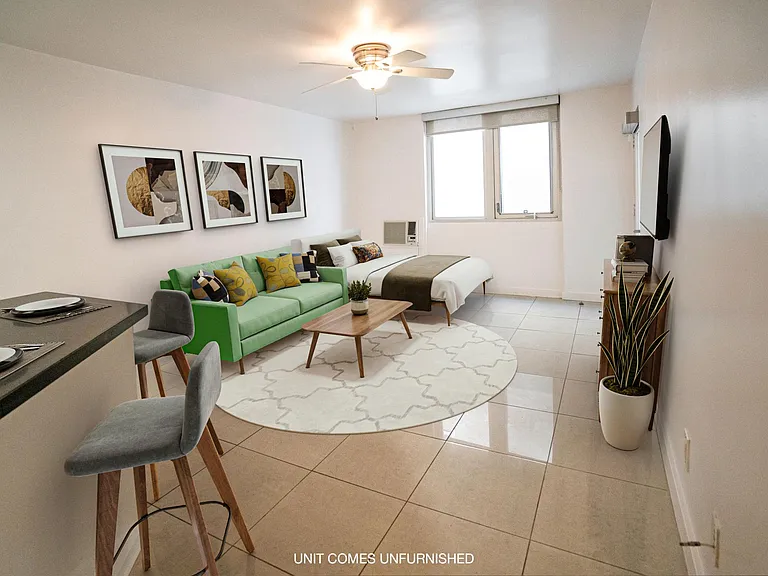 3822 Highland Ave #H — Photo 1