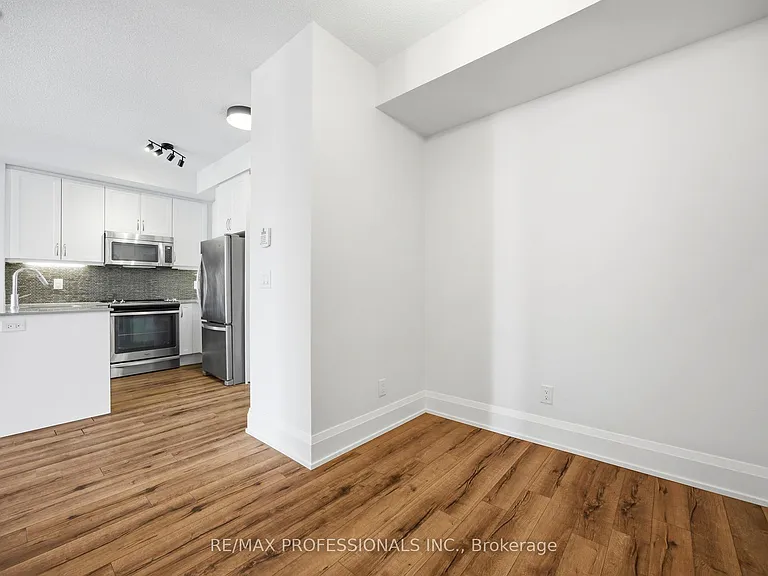 2 Old Mill Dr #612 — Photo 15