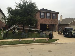 348 Amethyst Dr, Fort Worth, TX 76131