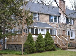 3 Meadow Dr, Warren, NJ 07059