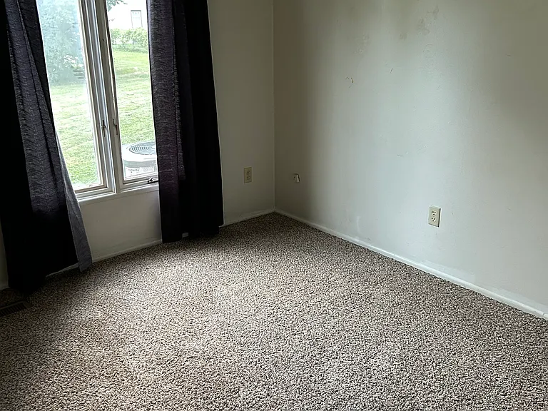 3712 Parkhill Ave — Photo 10