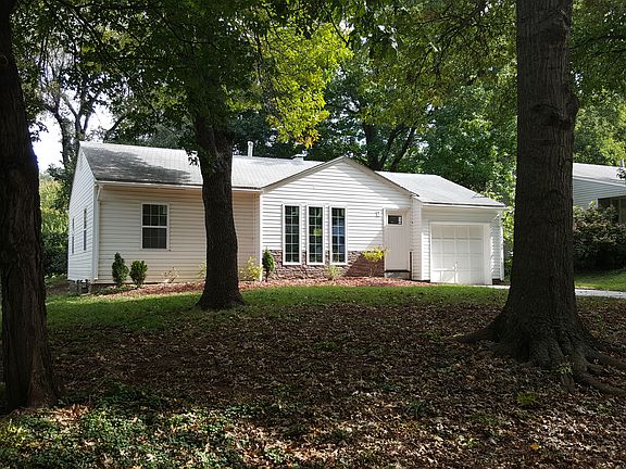 2nd image of 7545 Windsor Dr