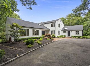 7 Lost Meadow Ln, Belle Terre, NY 11777