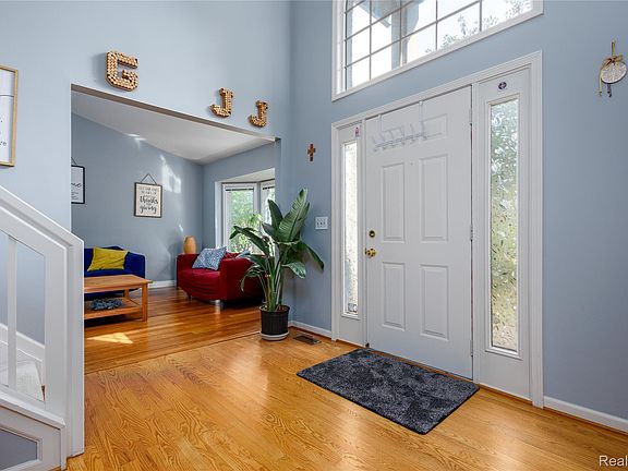 5th image of 42790 Ledgeview Dr