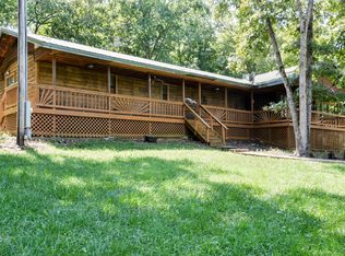 584 Goodnight Hollow Rd, Walnut Shade, MO 65771