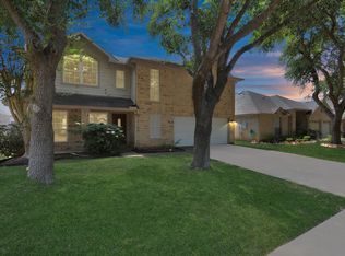 11834 Caprock Canyons Ln, Sugar Land, TX 77498