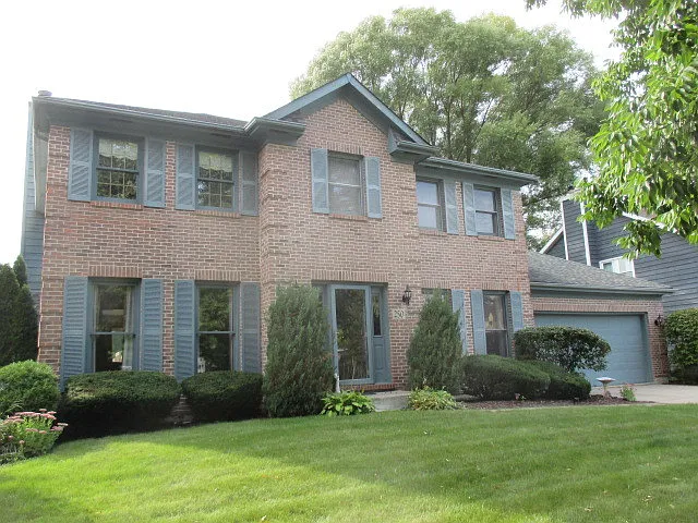 250 N Cambridge Dr photo 1