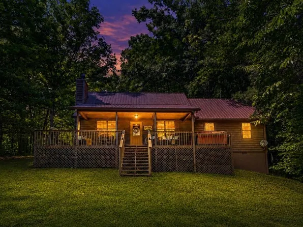 58 Peach Ln, Ellijay, GA 30536