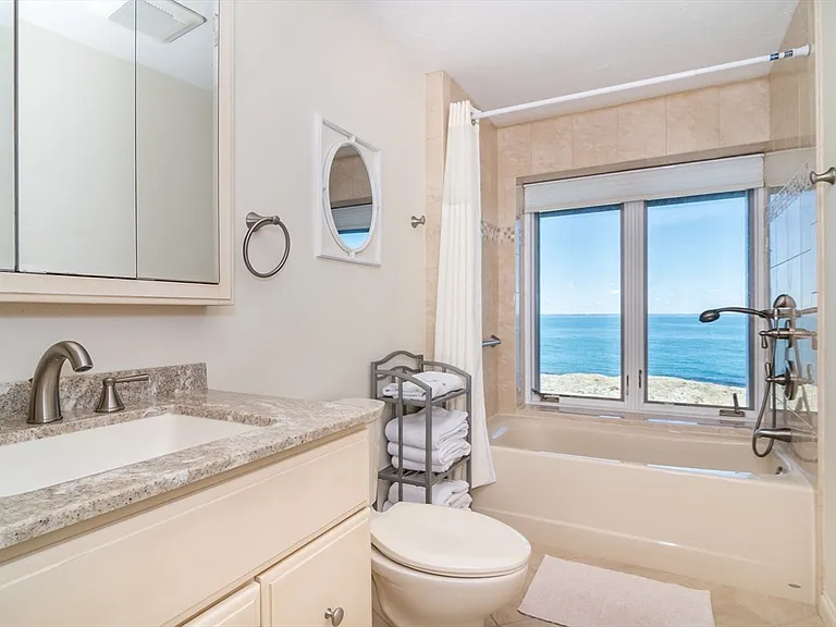 22 Oceanside Dr #22 — Photo 24