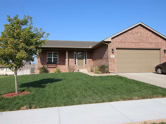 4th image of 707 E Hedgewood Cir