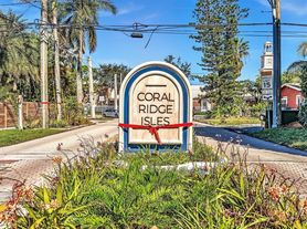 5951 NE 14th Ln, Fort Lauderdale, FL