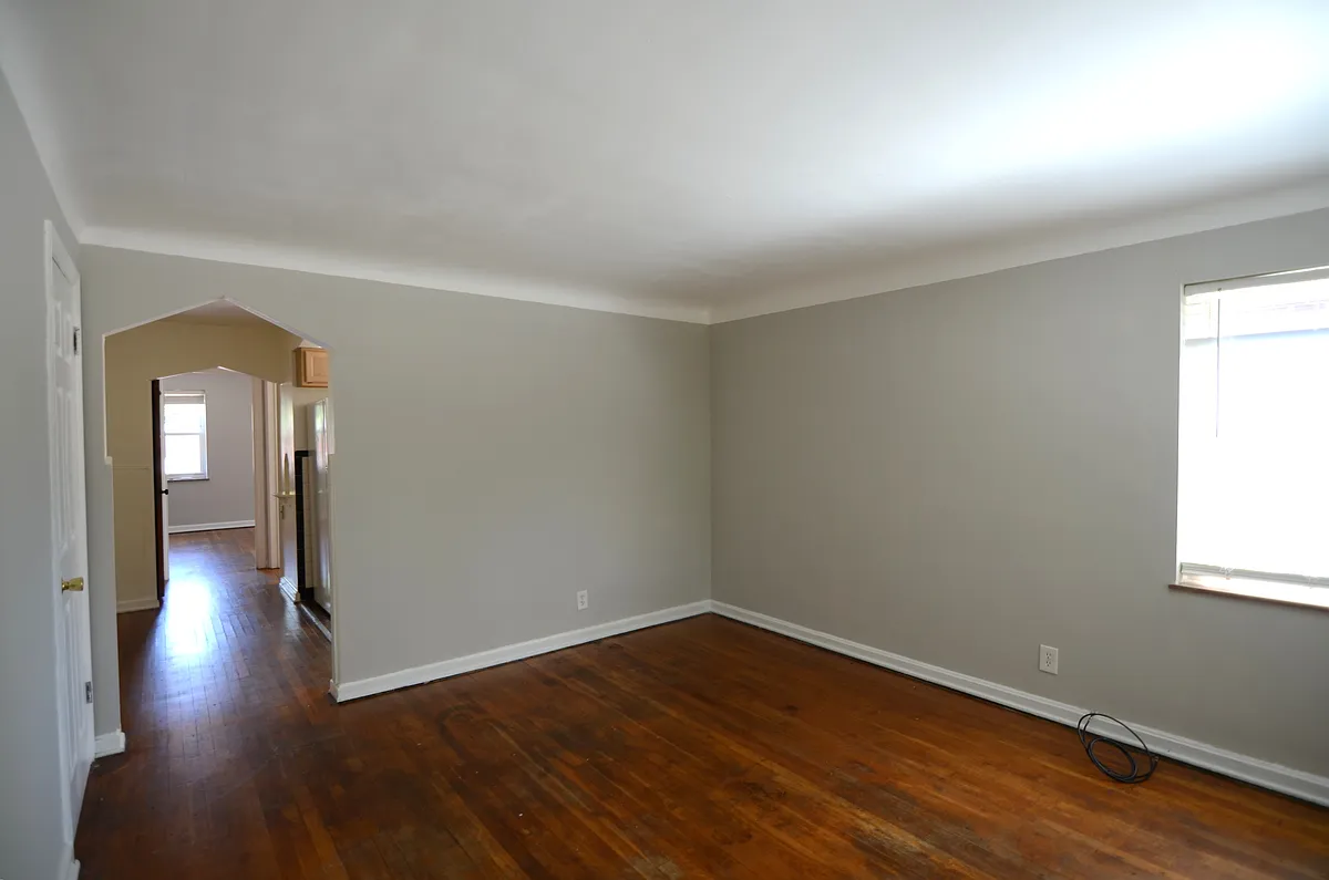 Building Photo - 5008 Newfield Ave #3
