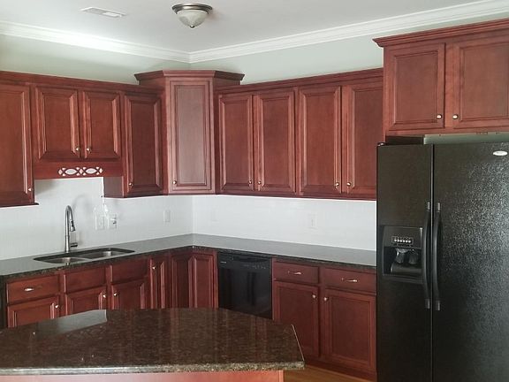 2nd image of 405 Pointe Dr #A