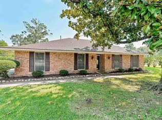 8887 Laurynwood Dr, Baton Rouge, LA 70808