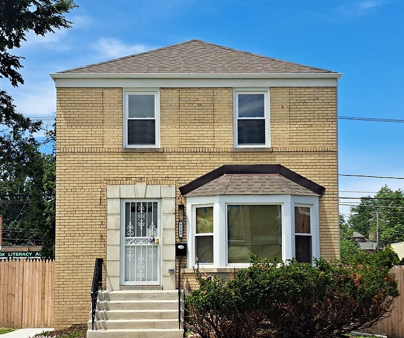 1st image of 9300 S Justine St