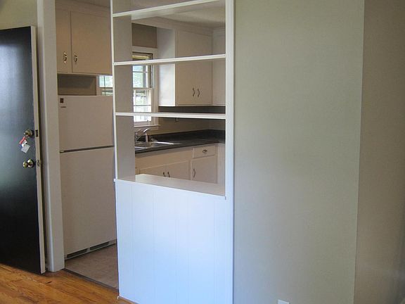 Kitchen w/ Built-ins