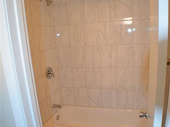 4th image of 4711 N Cashel Cir