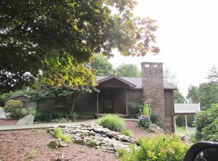 12 Grouse Dr, Lock Haven, PA 17745