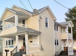 109-111 Woodmont St, Springfield, MA 01104