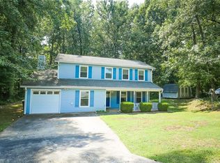 1709 Cedarberry Ct, Winston Salem, NC 27127
