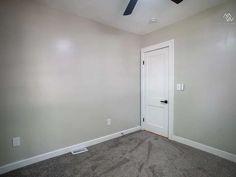 5134 Bellefontaine Ave — Photo 17
