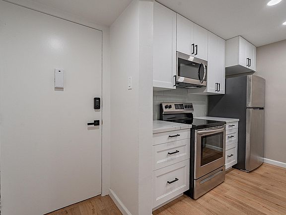 3rd image of 3313 N 68th St Unit 115
