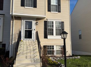 45431 Gable Sq, Sterling, VA 20164