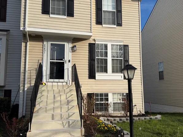 45431 Gable Sq, Sterling, VA 20164