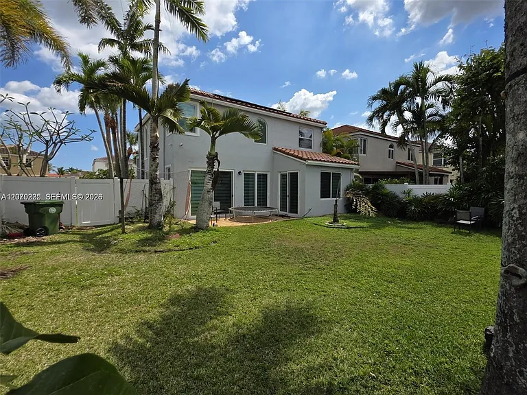 680 NW 159th Ave — Photo 17