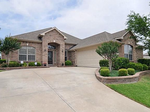 2nd image of 6515 Crestmoor Ln