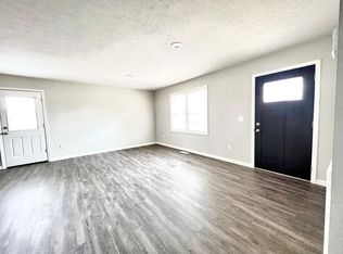 227 Pinewood Ct, Bowling Green, KY 42101