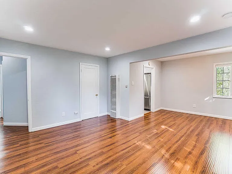1458 Hopkins St #4 — Photo 2