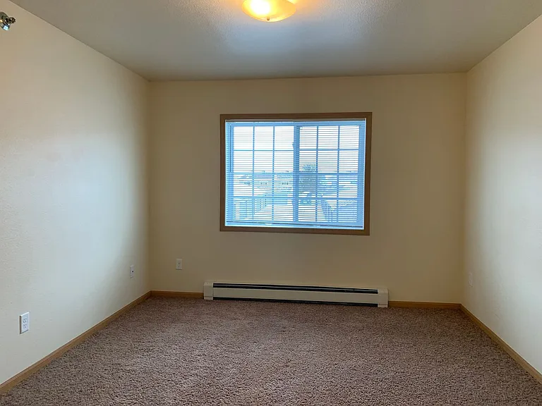 The Edge of Osgood Apartments — Photo 40
