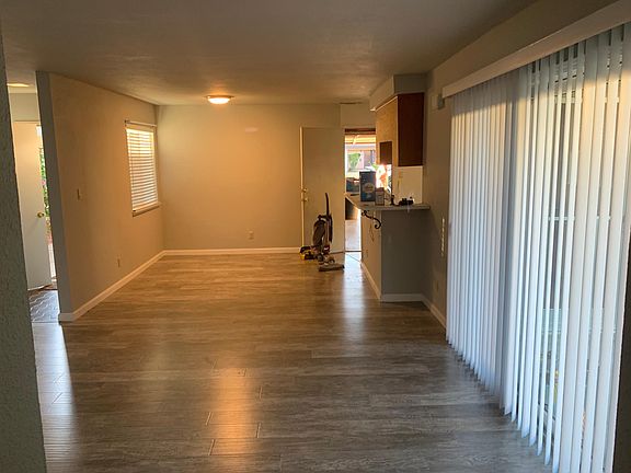 5th image of 6106 Templeton Dr