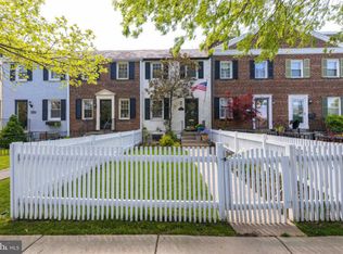 1220 Powhatan St, Alexandria, VA 22314