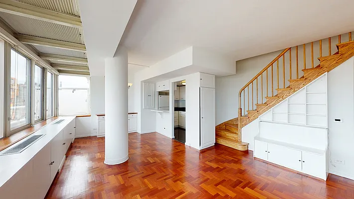 Sold by Compass | media 34